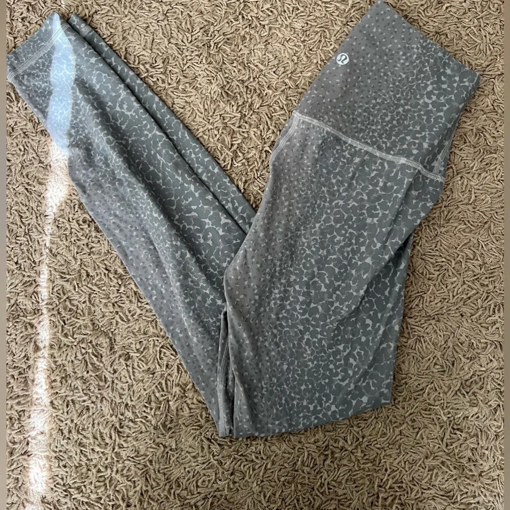 Lululemon align leggings - Picture 1 of 5